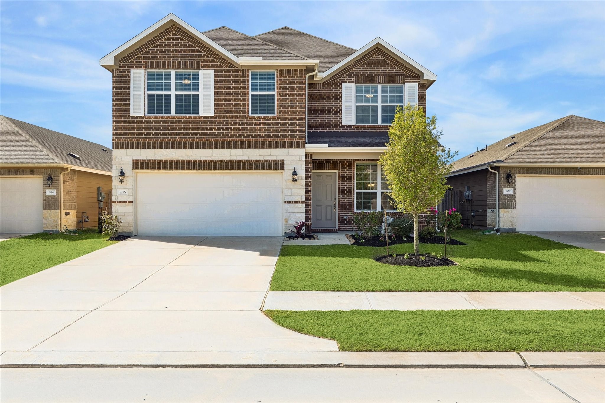 Welcome to 906 Barstow