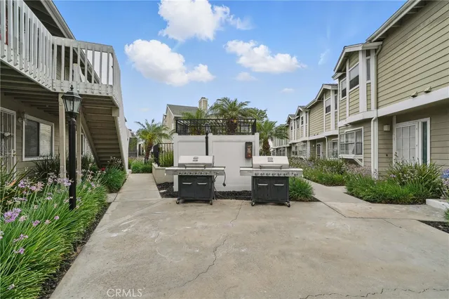 $429,888 | 14861 Mulberry Drive, Unit 1311, Whittier, CA 90604