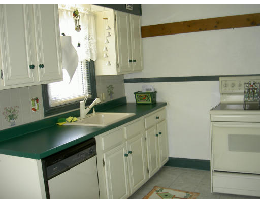 20 Grandview Street Springfield, MA 01118 - Photo 4 of 9