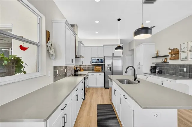 $485,000 | 9203 Sunflower Drive, Tampa, FL 33647