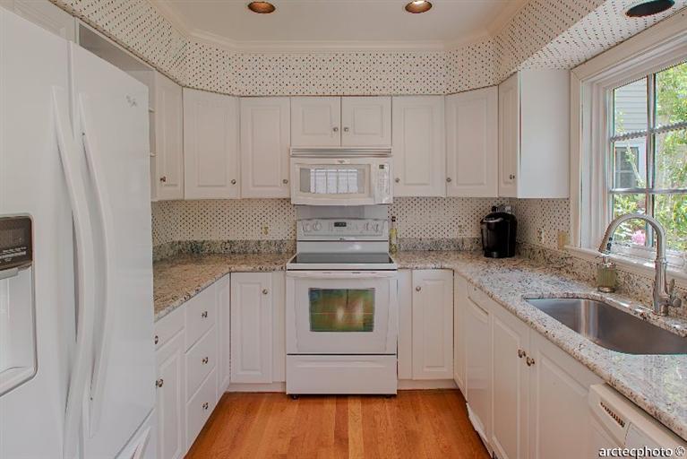 209 Dun Robin Road, Unit 209 Mashpee, MA 02649 - Photo 2 of 15 Additional Photo