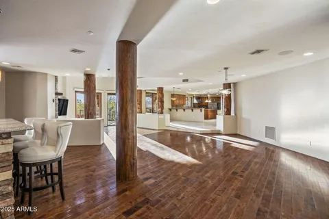 $4,100,000 | 11058 East Tamarisk Way, Scottsdale, AZ 85262