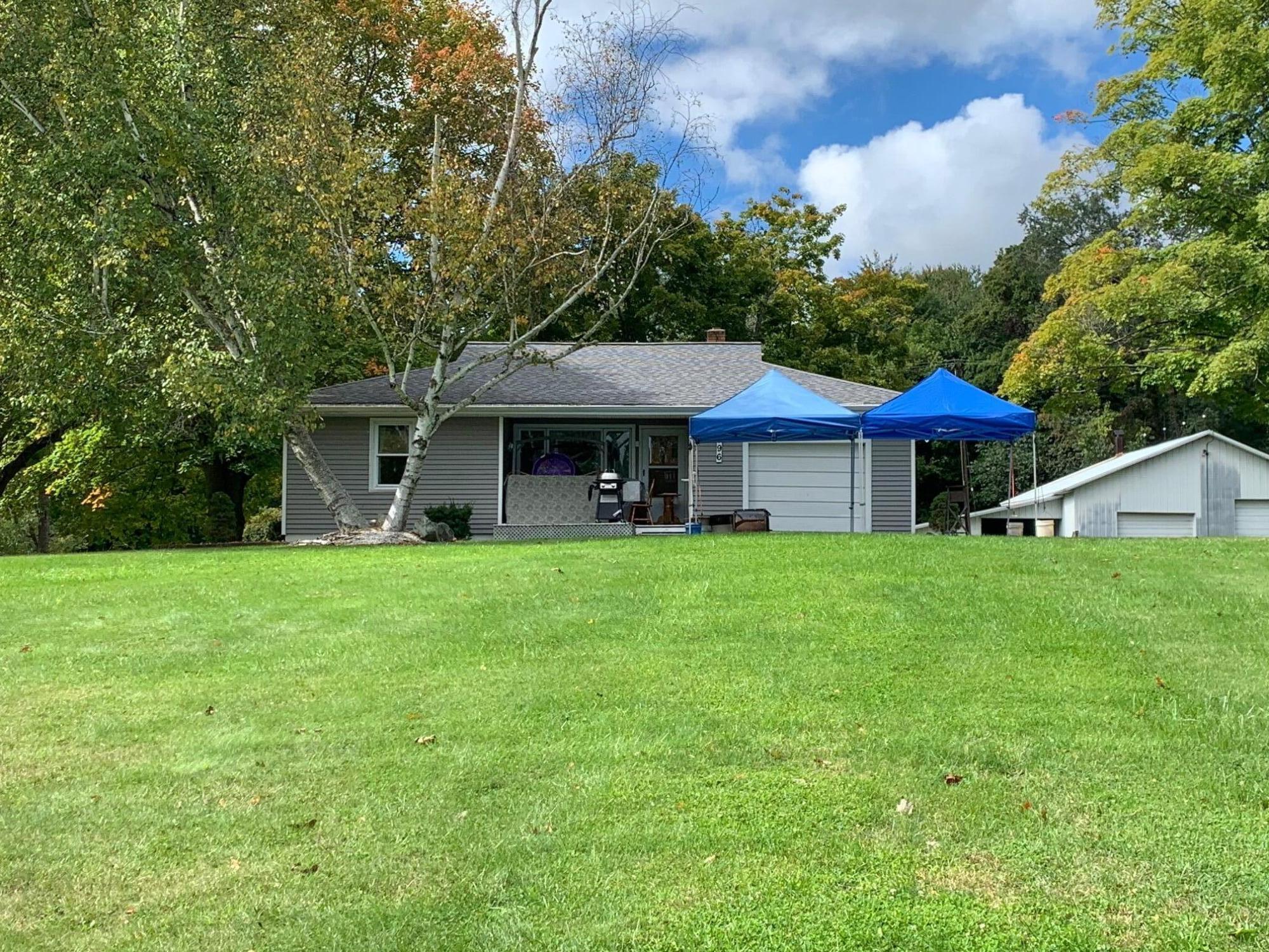 796 South Bellamy Road Ionia, MI 48846 - Photo 1 of 8 IMG_4793
