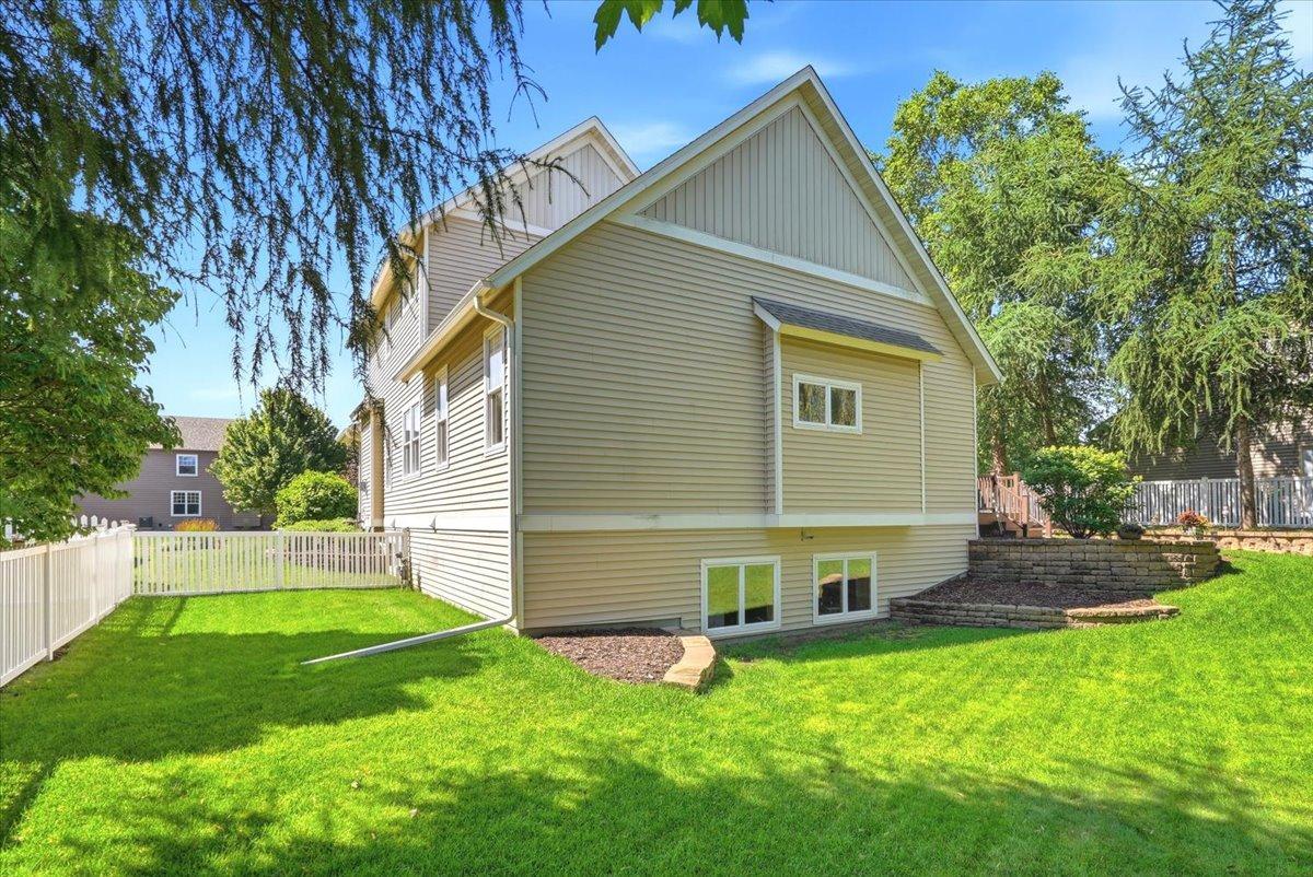 9 Founders Green Hudson, WI 54016 - Photo 28 of 32