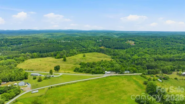 $995,000 | 536 Pea Ridge Road, Mill Spring, NC 28756