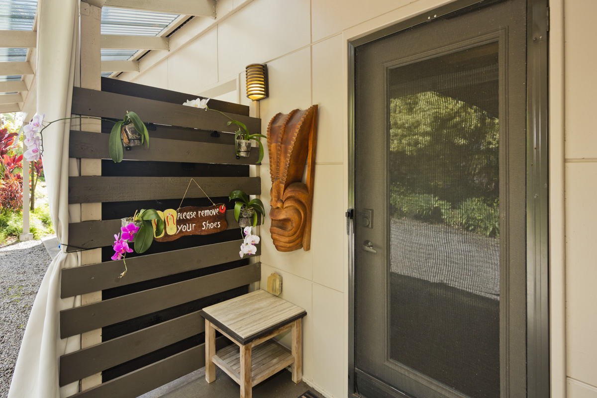 12-7124 Kalapana Kapoho Beach Road Pahoa, HI 96778 - Photo 22 of 30 a outdoor space with lots of stuff