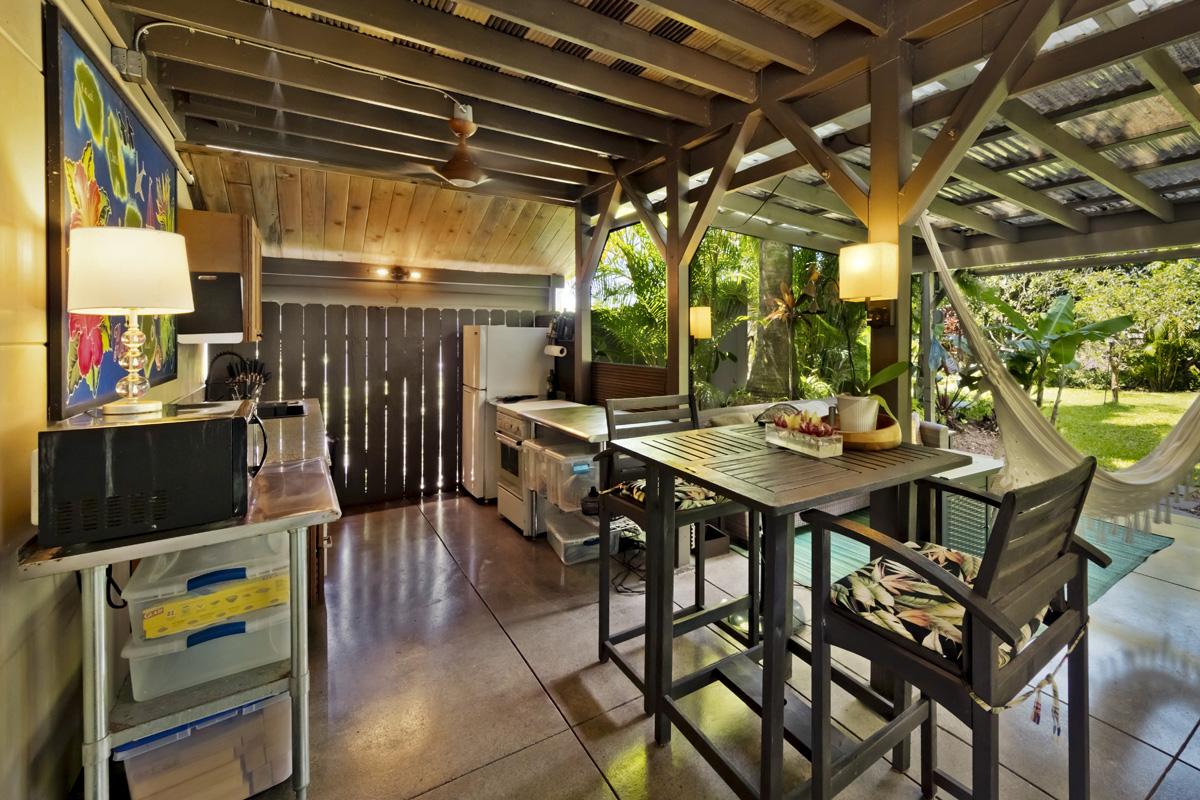 12-7124 Kalapana Kapoho Beach Road Pahoa, HI 96778 - Photo 25 of 30 a view of an outdoor space with seating area