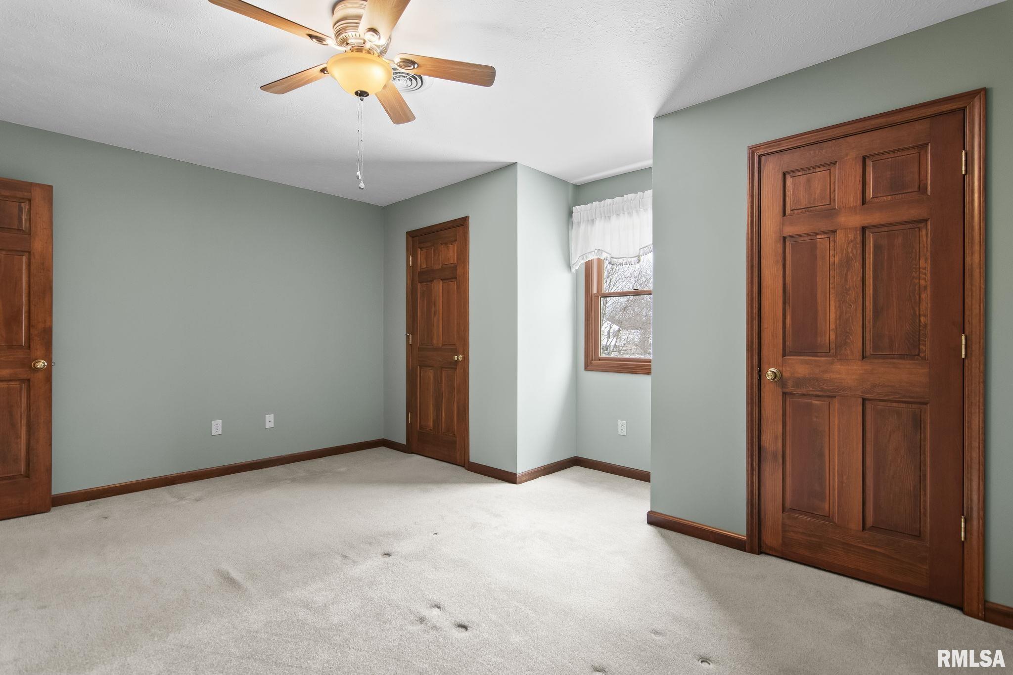 2000 Clarion Drive Springfield, IL 62711 - Photo 32 of 43 Gallery Image 32