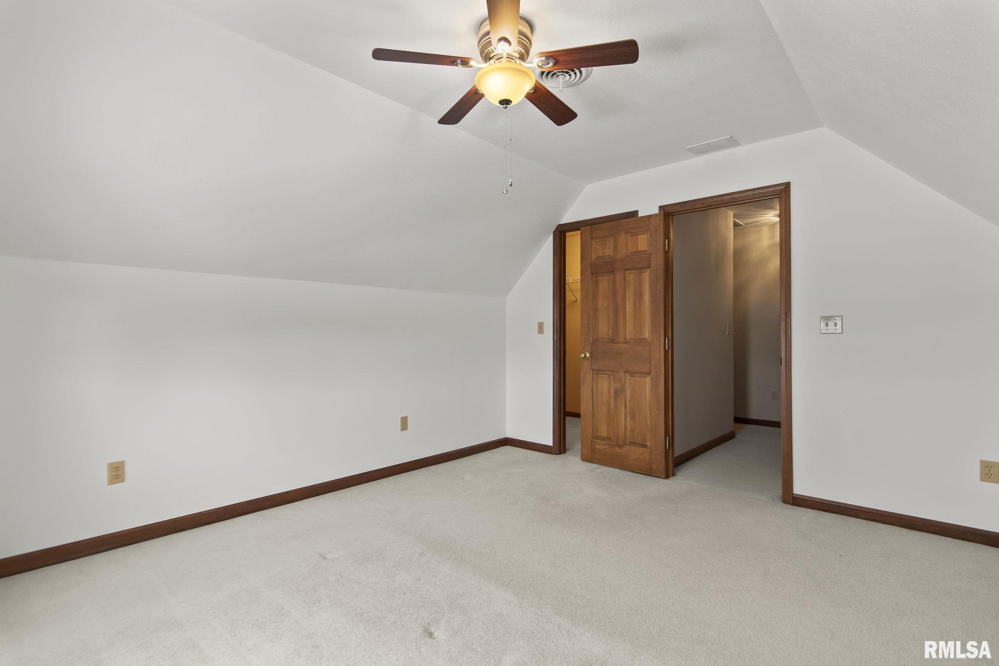 2000 Clarion Drive Springfield, IL 62711 - Photo 37 of 43 Gallery Image 37