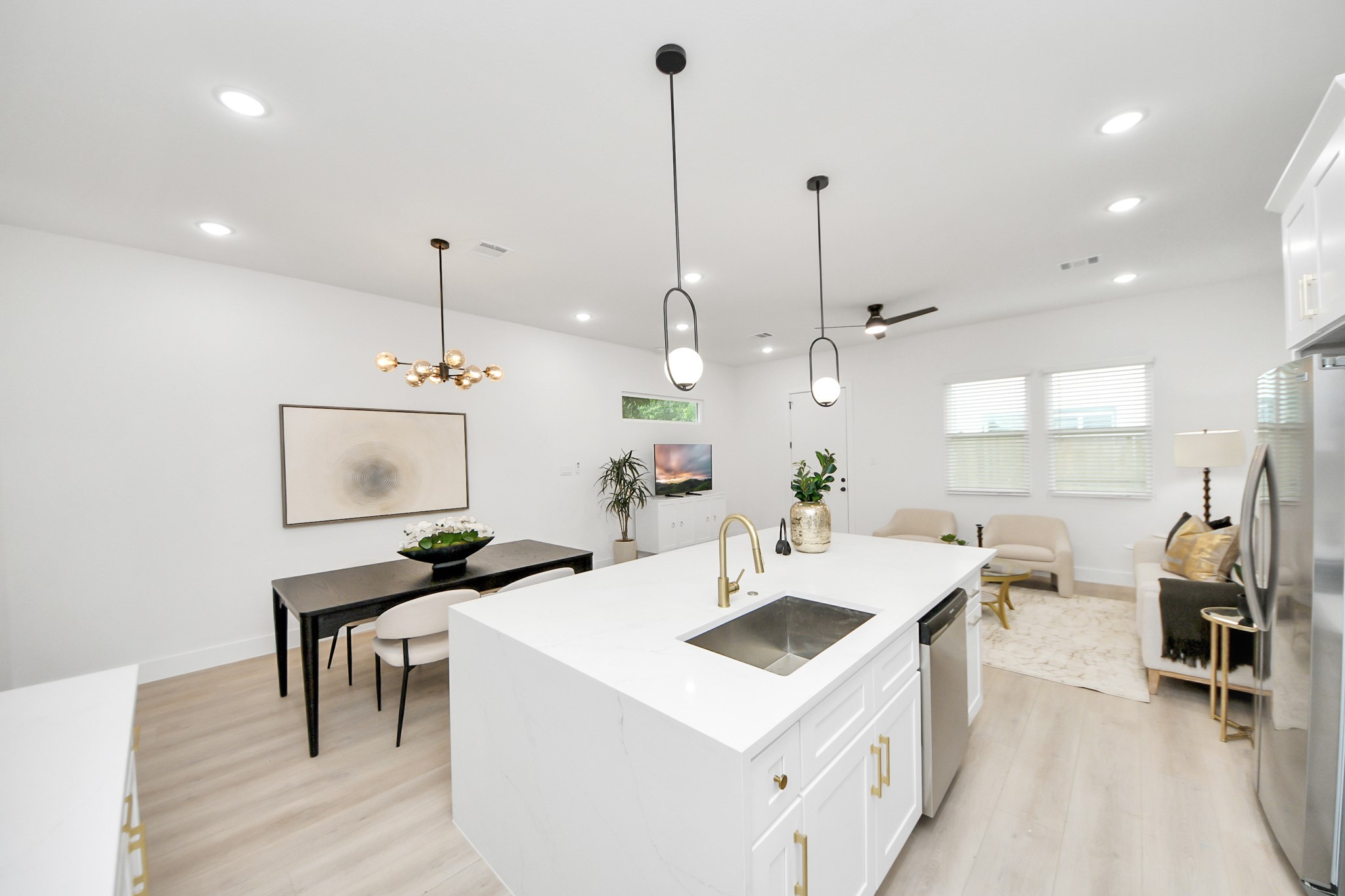 9435 Arledge Street Houston, TX 77075 - Photo 9 of 25