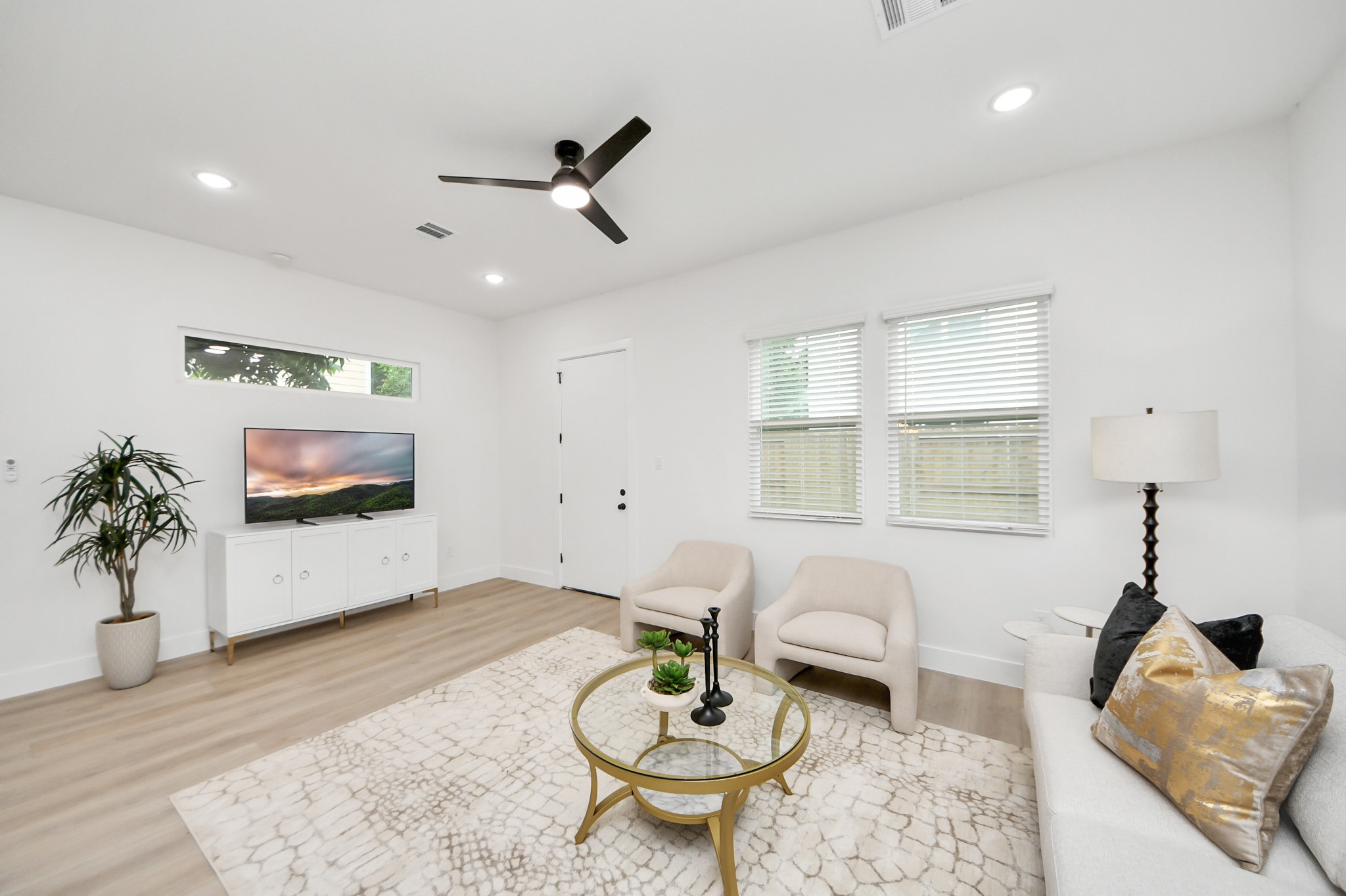 9435 Arledge Street Houston, TX 77075 - Photo 10 of 25