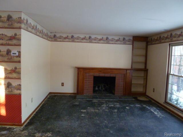 2619 West Avon Road Rochester, MI 48309 - Photo 3 of 10 3