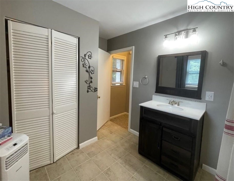 517 Roxanna Street Boone, NC 28607 - Photo 11 of 33 Gallery Image 11