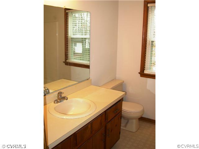 6531 Midview Road Henrico, VA 23231 - Photo 8 of 12 Master Bath