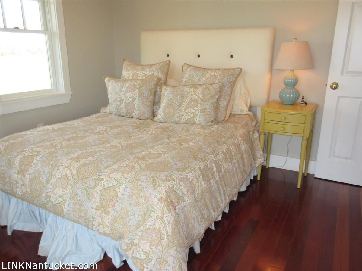 328 Madaket Road Nantucket, MA 02554 - Photo 15 of 26 Gallery Image 15