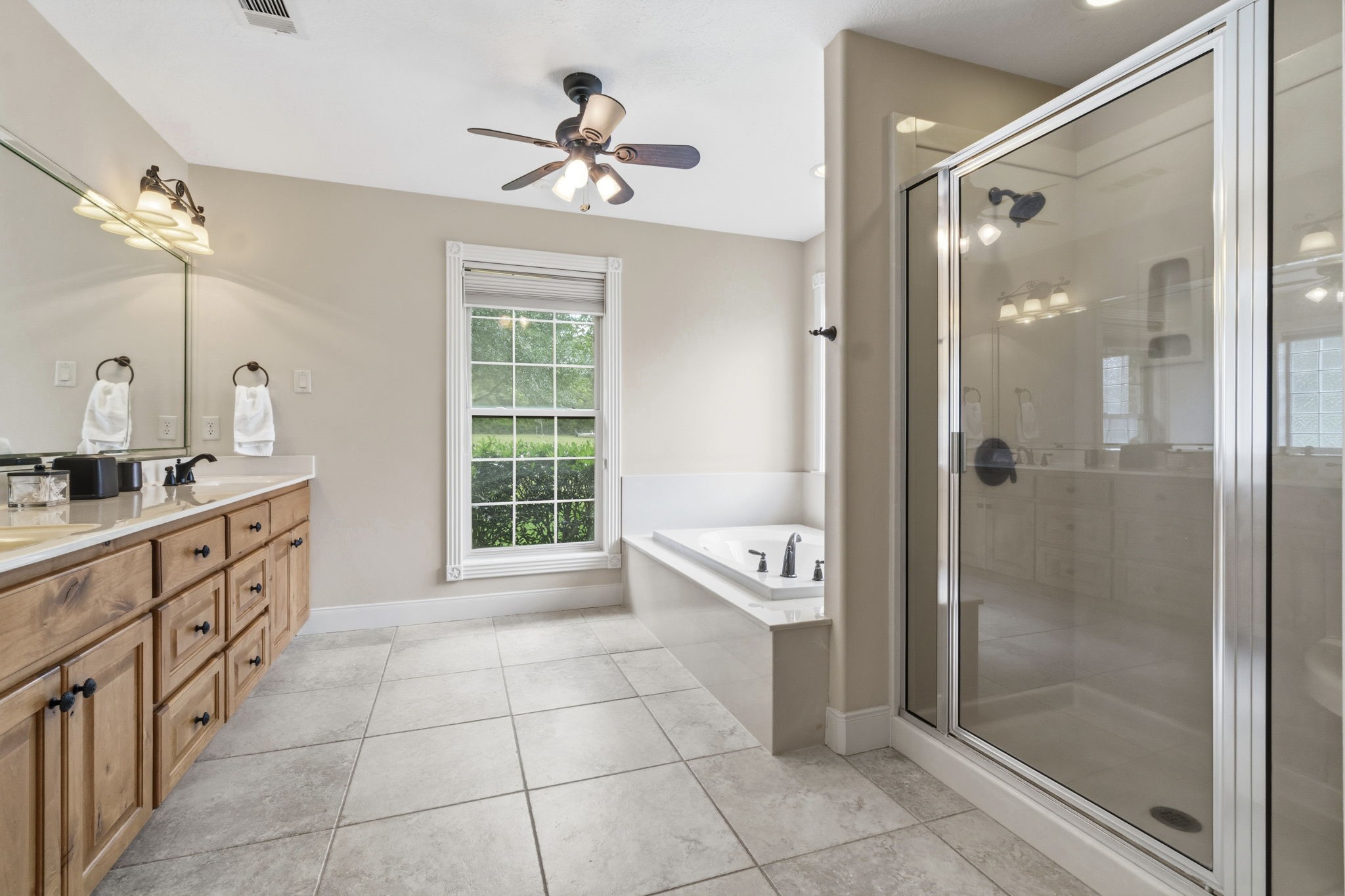 259 Memphis Bell Lane Trinity, TX 75862 - Photo 16 of 50 primary bath