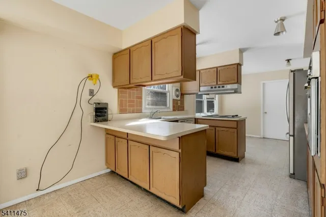 $490,000 | 5 Marigold Lane, Somerset, NJ 08873