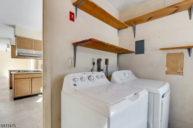 $490,000 | 5 Marigold Lane, Somerset, NJ 08873