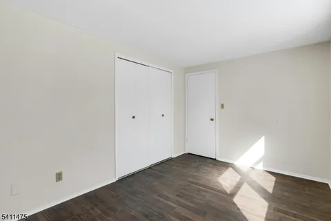 $490,000 | 5 Marigold Lane, Somerset, NJ 08873