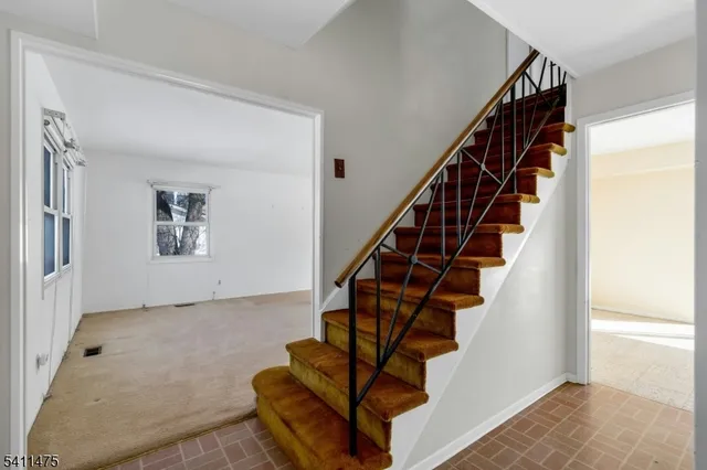 $490,000 | 5 Marigold Lane, Somerset, NJ 08873