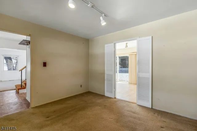 $490,000 | 5 Marigold Lane, Somerset, NJ 08873