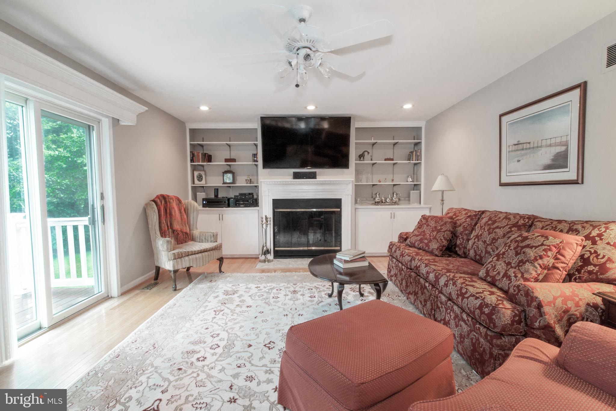 10628 Jones Road Kingsville, MD 21087 - Photo 11 of 32 Beautiful family room w/ deck access