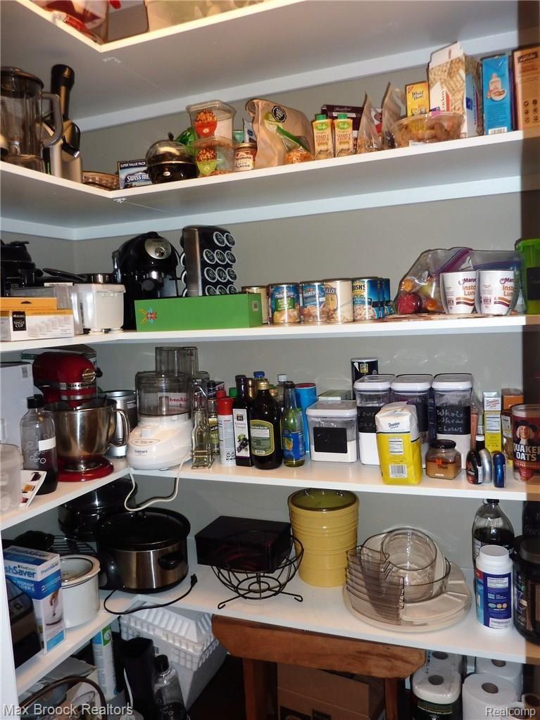 2253 Pembroke Road Birmingham, MI 48009 - Photo 22 of 62 WALK-IN PANTRY