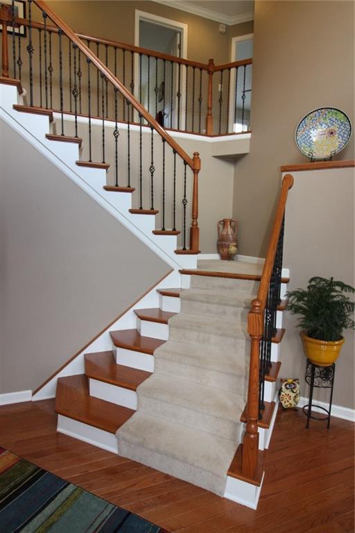 106 Rochelle Lane Monaca, PA 15061 - Photo 3 of 25 Recently update wrought iron staircase!