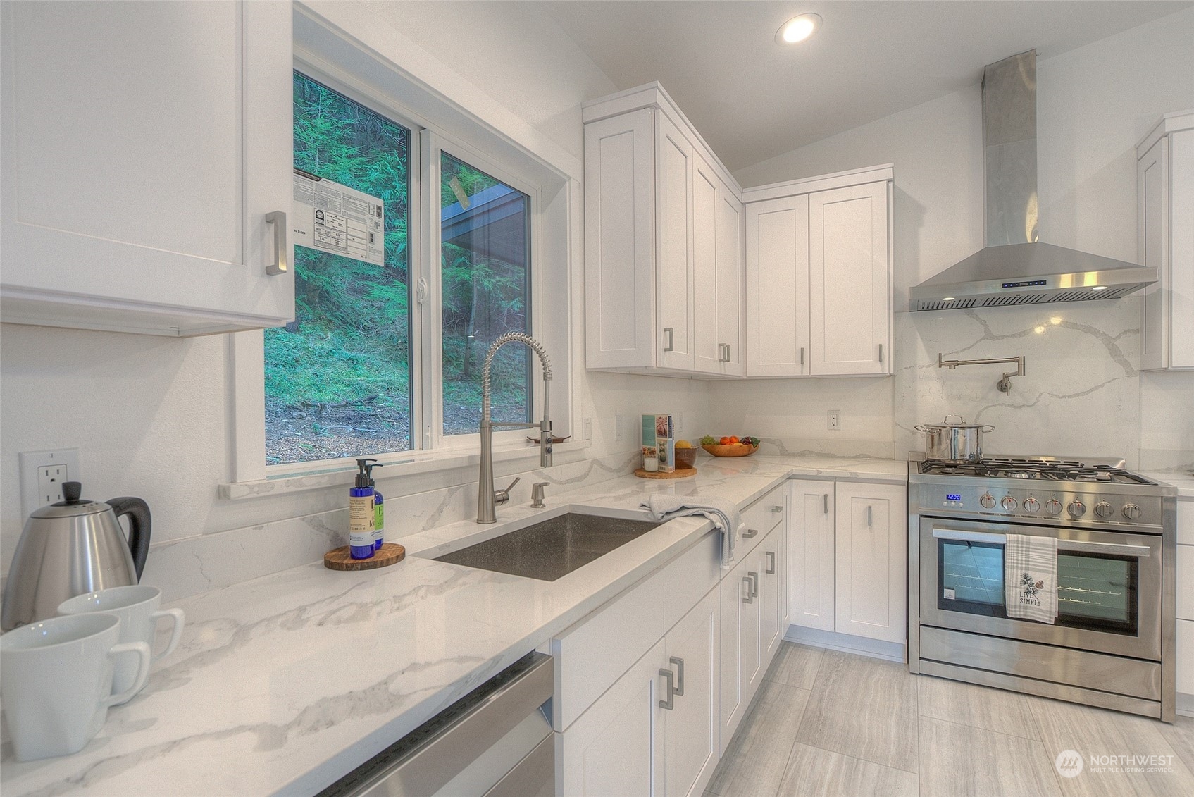 2567 Raccoon Point Road Orcas Island, WA 98245 - Photo 9 of 40