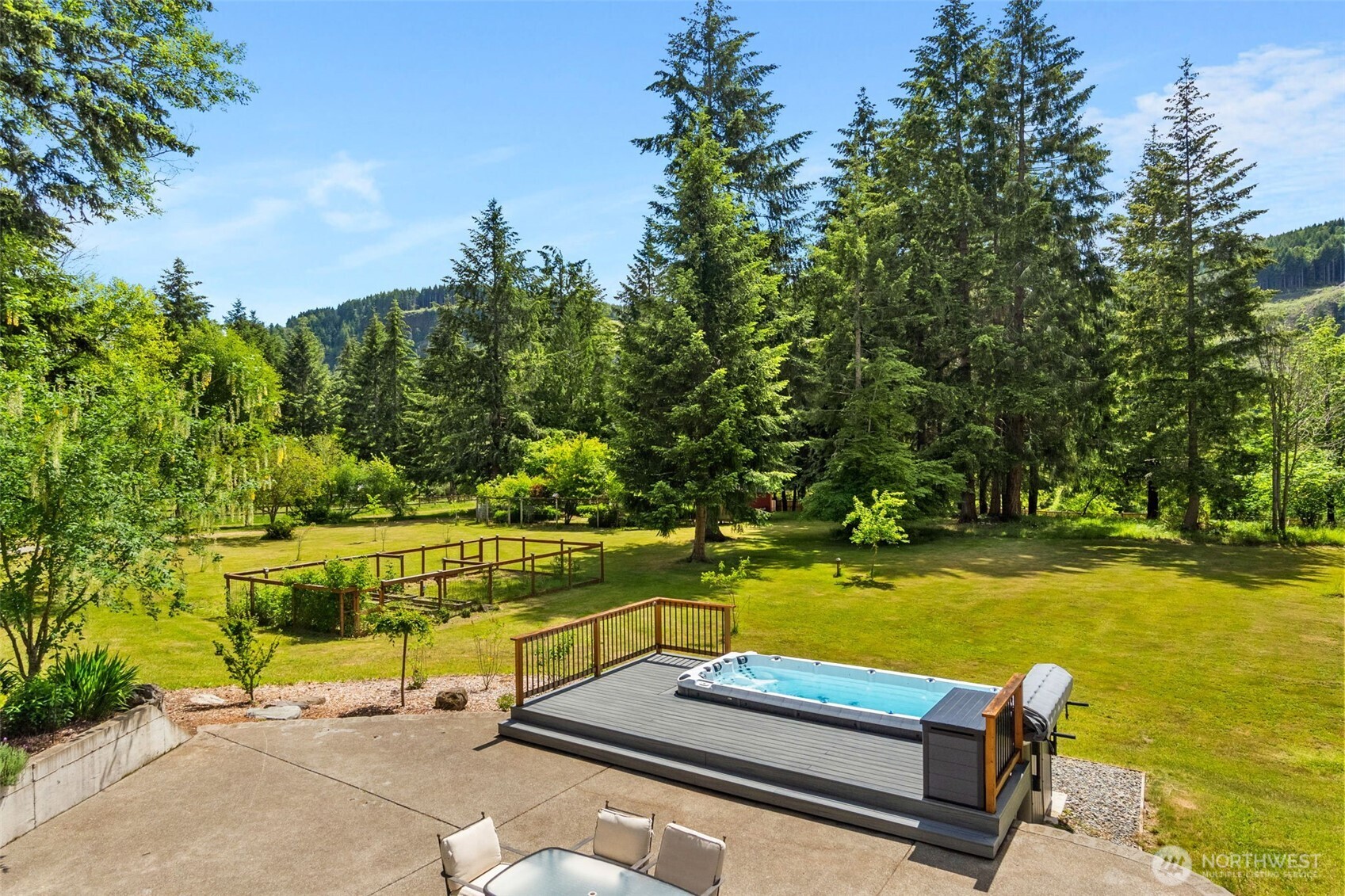 17718 Mulqueen Road Southeast Rainier, WA 98576 - Photo 30 of 40