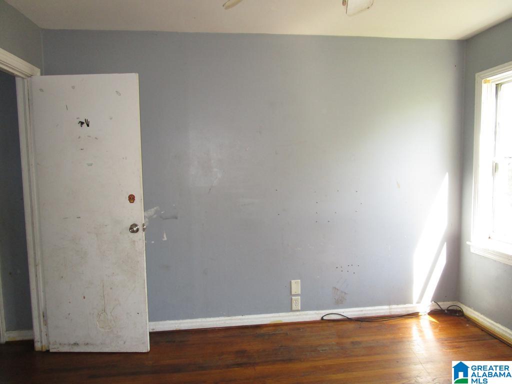 1240 18th Way Southwest Birmingham, AL 35211 - Photo 7 of 25