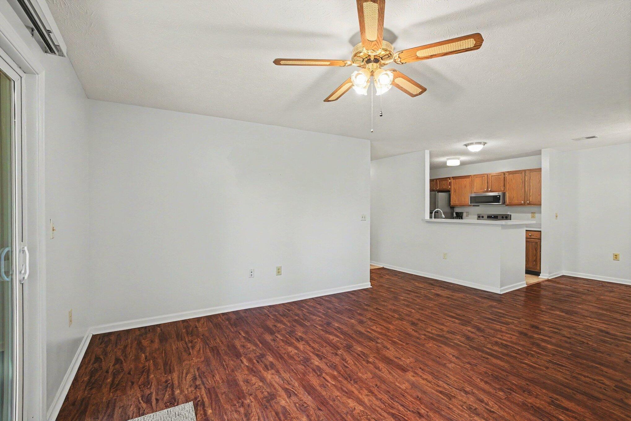 38 Rio Grande Circle, Unit 2 Florence, KY 41042 - Photo 5 of 30 004_file_7509