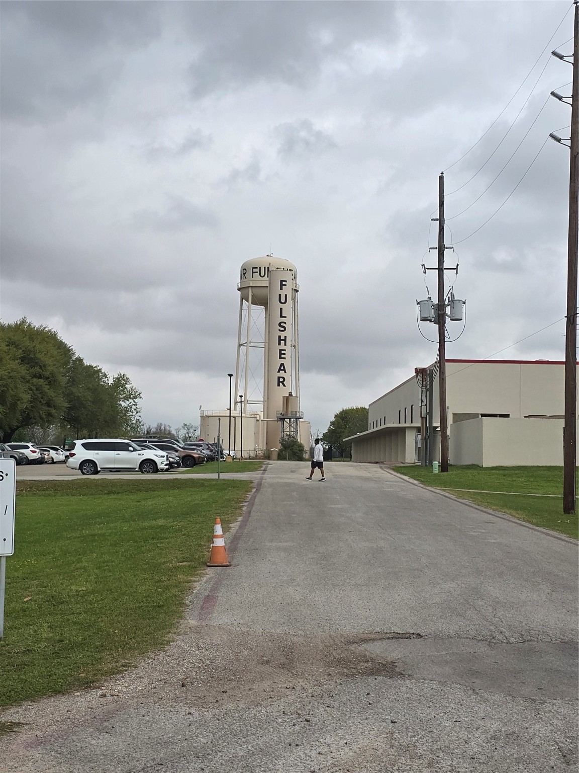 7514 Dixon Road Fulshear, TX 77441 - Photo 4 of 13 a picture of a city view