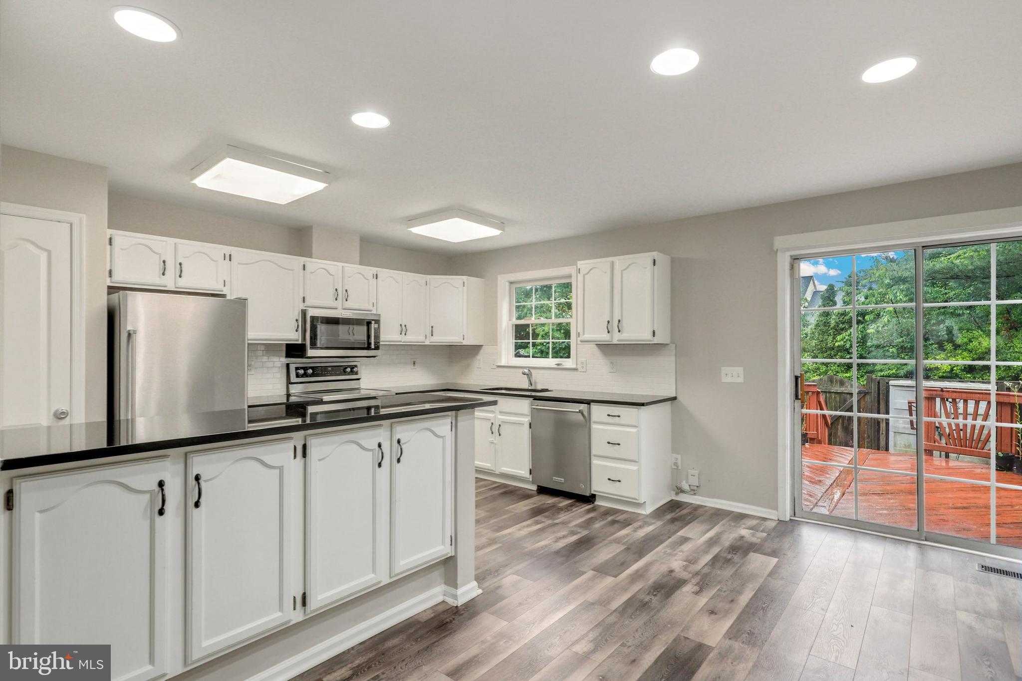 13188 Tory Loop Woodbridge, VA 22192 - Photo 12 of 38