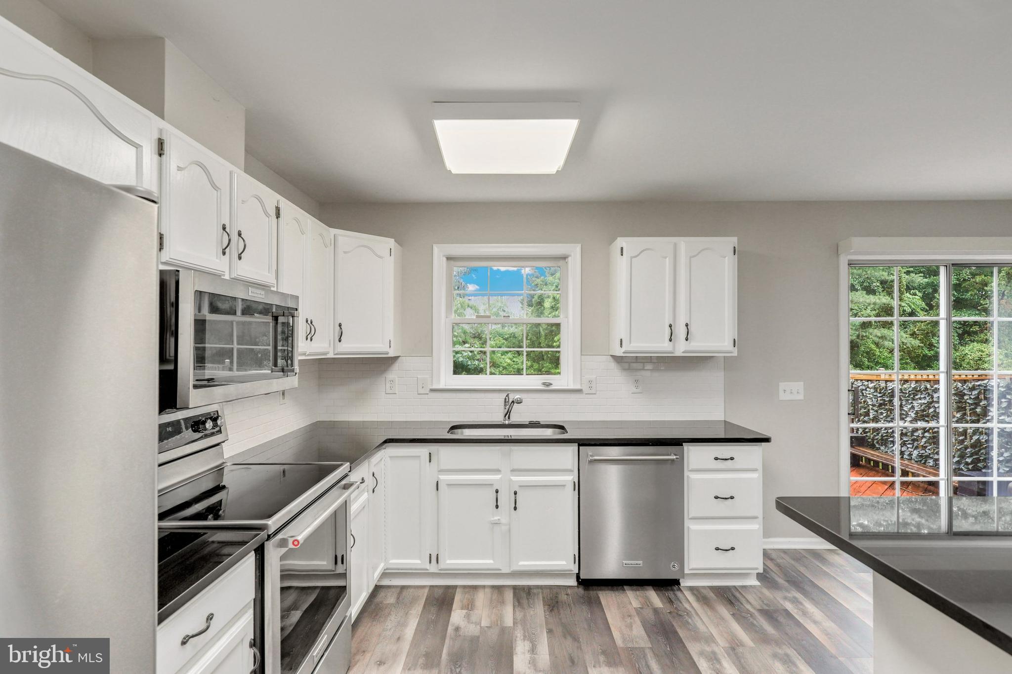 13188 Tory Loop Woodbridge, VA 22192 - Photo 14 of 38
