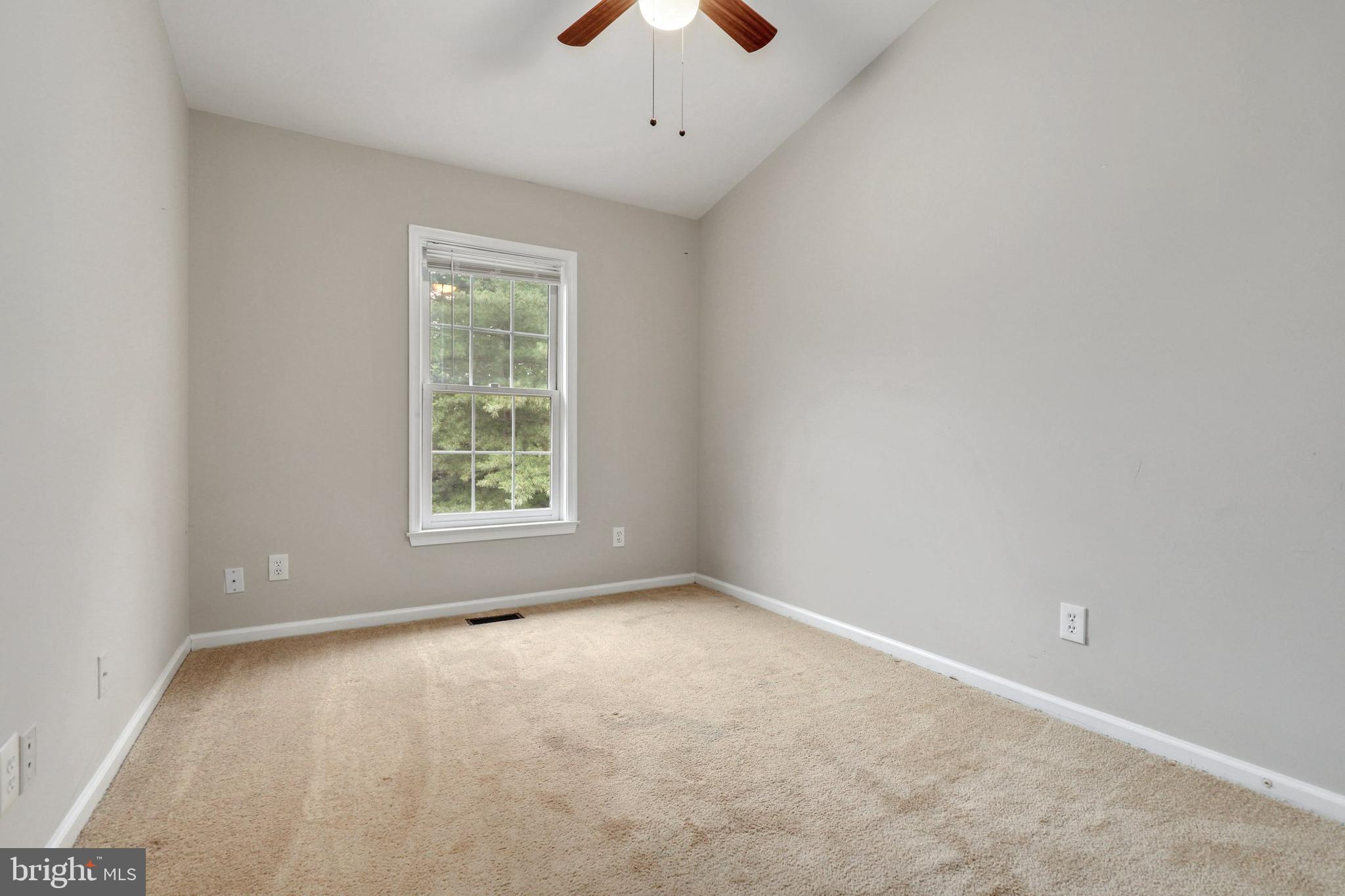 13188 Tory Loop Woodbridge, VA 22192 - Photo 24 of 38