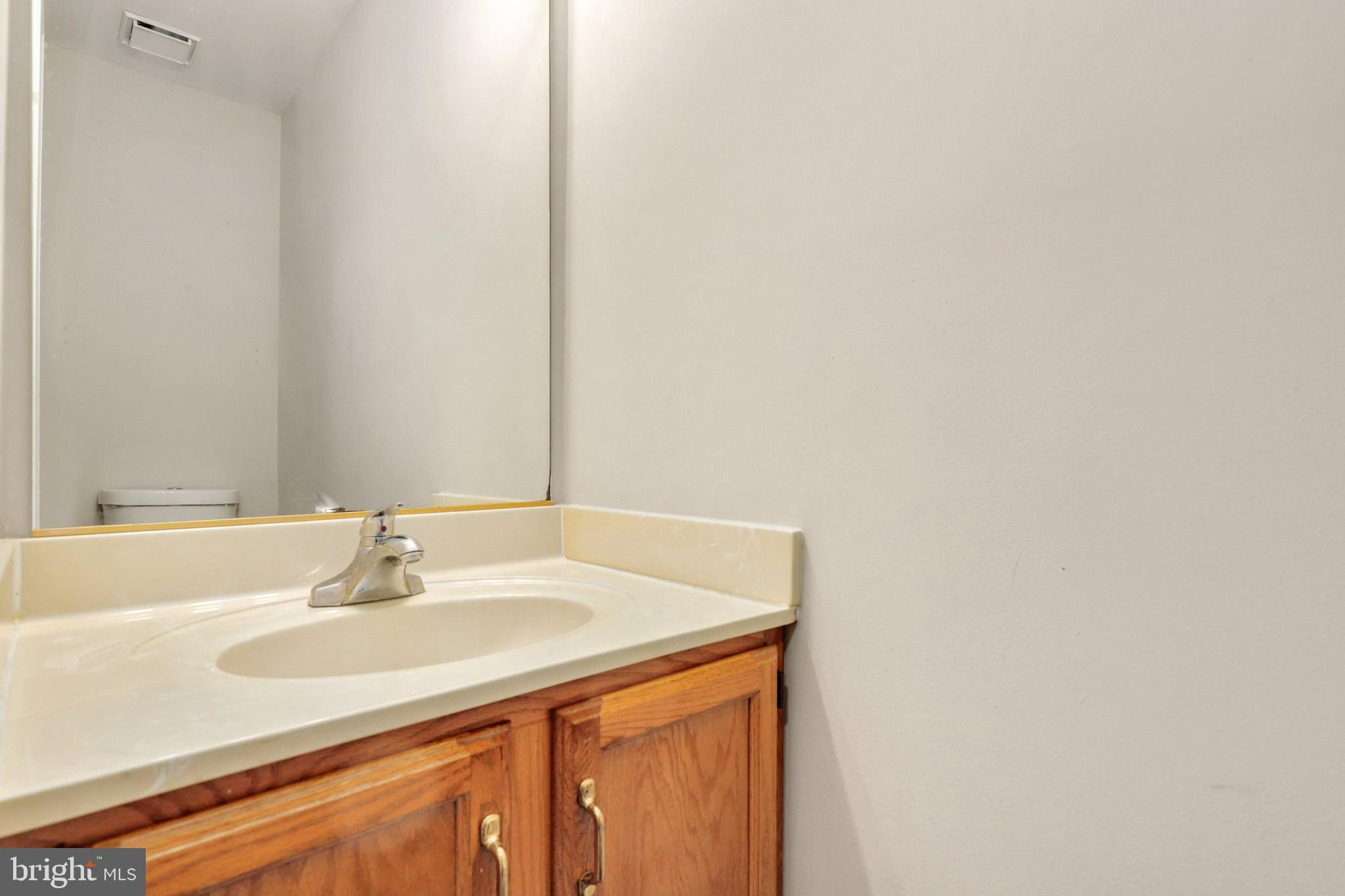 13188 Tory Loop Woodbridge, VA 22192 - Photo 4 of 38