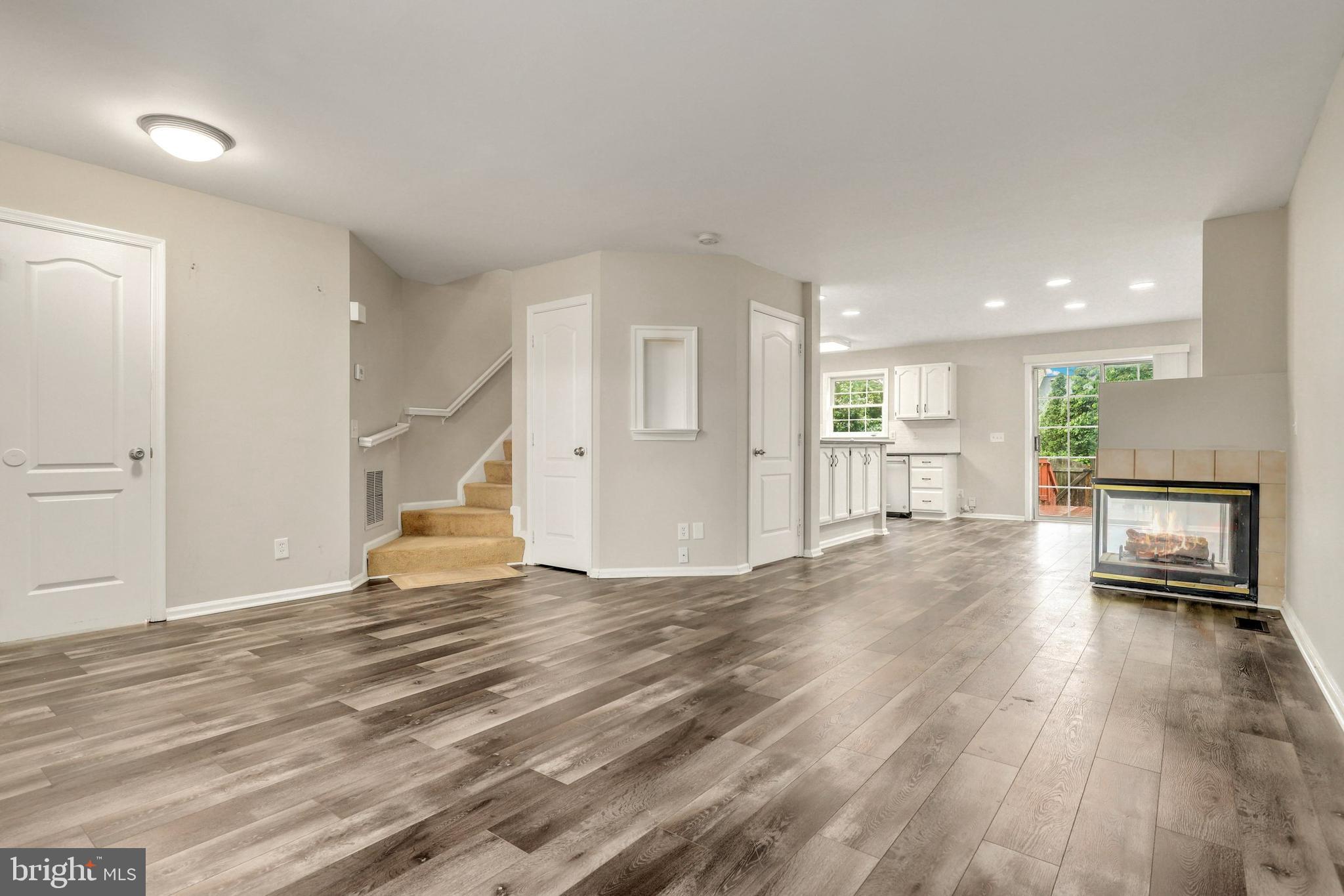 13188 Tory Loop Woodbridge, VA 22192 - Photo 7 of 38