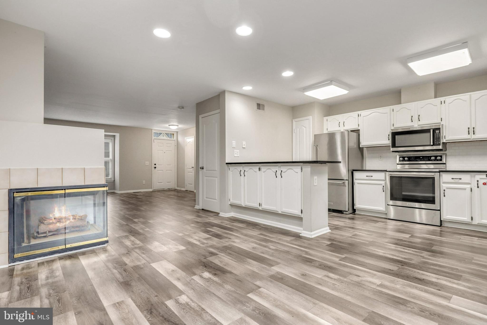 13188 Tory Loop Woodbridge, VA 22192 - Photo 9 of 38