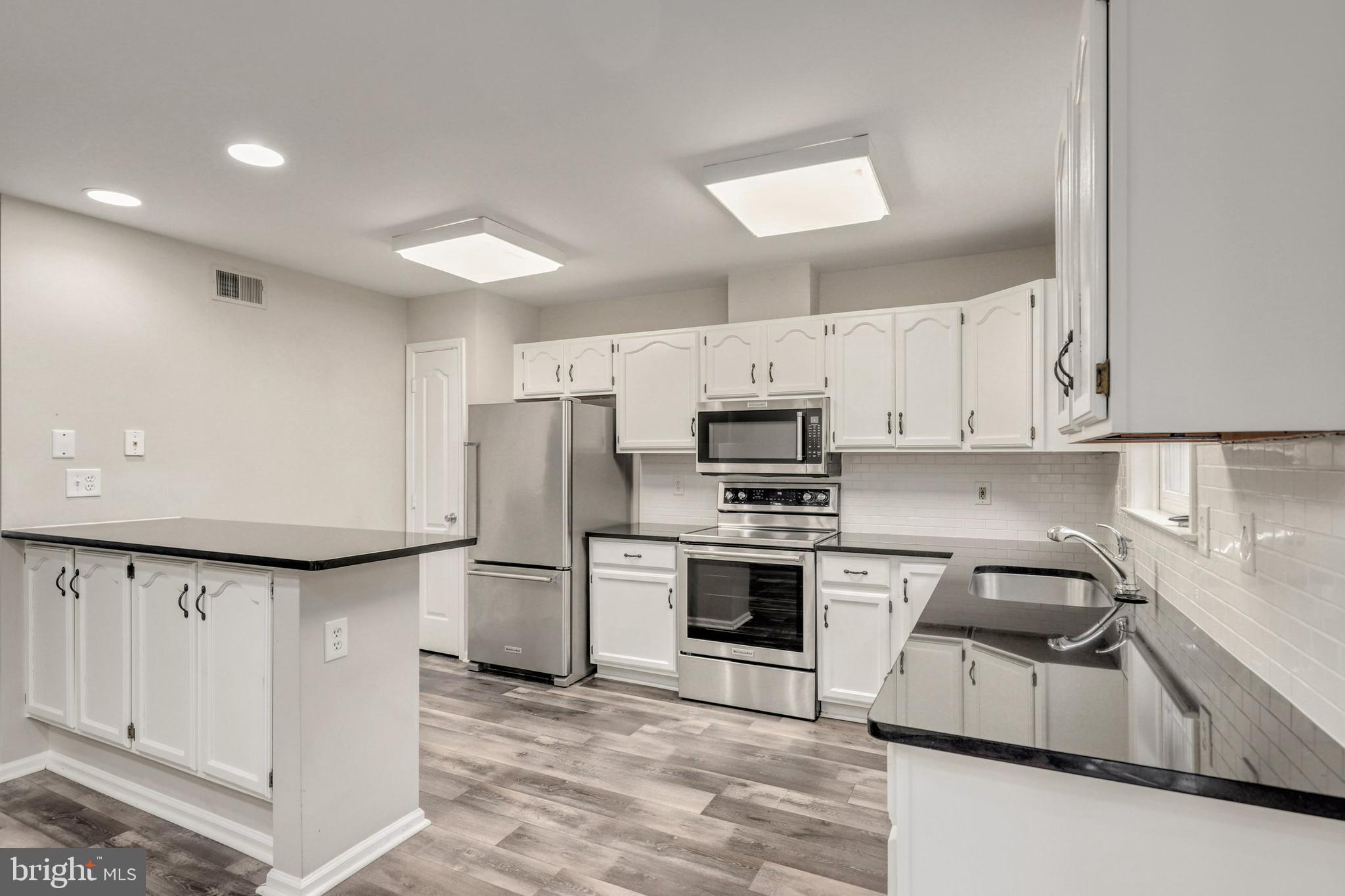 13188 Tory Loop Woodbridge, VA 22192 - Photo 10 of 38
