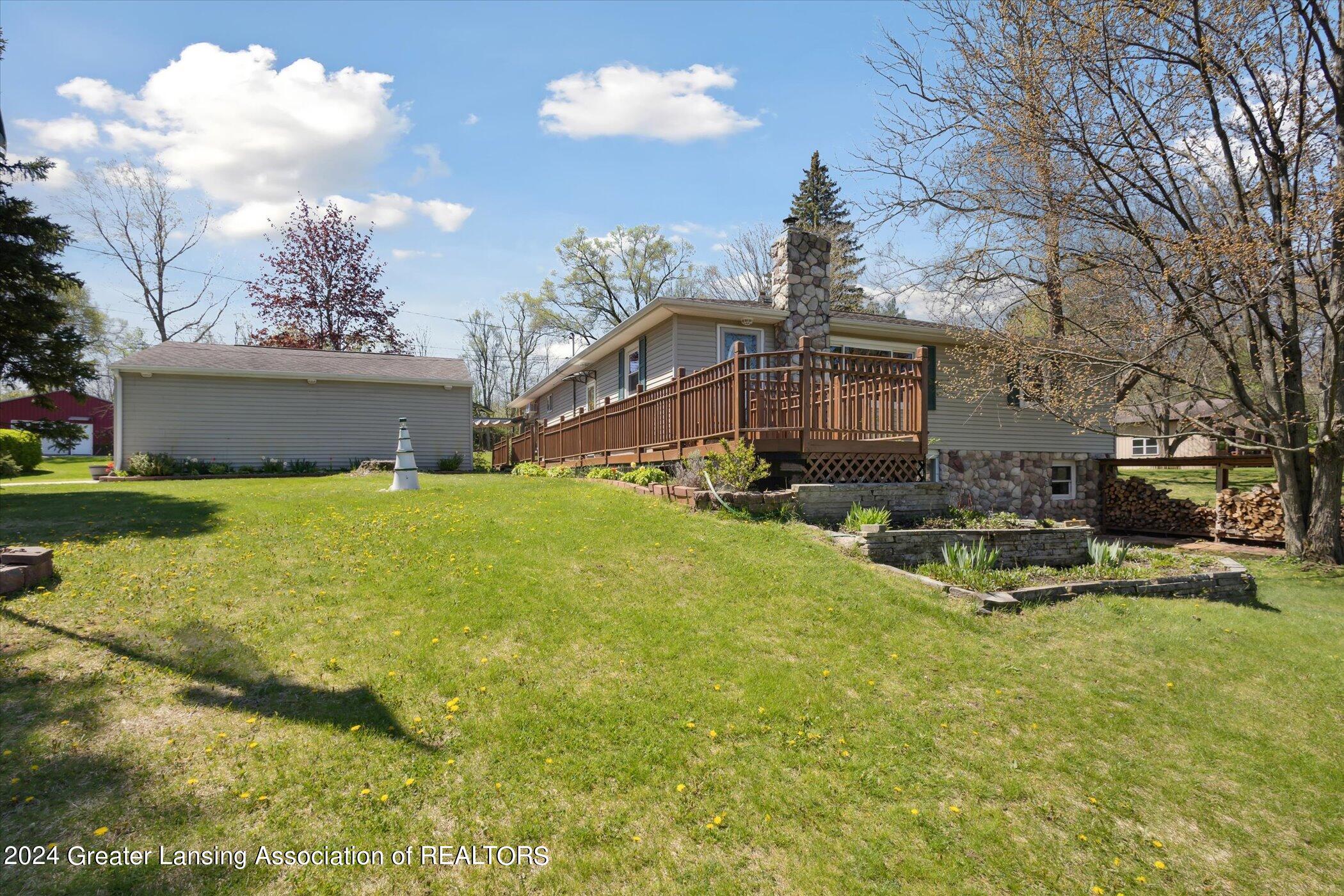 3957 Dell Road Holt, MI 48842 - Photo 2 of 43 02-3957-Dell-Rd-Holt-MI-48842-WindowStil