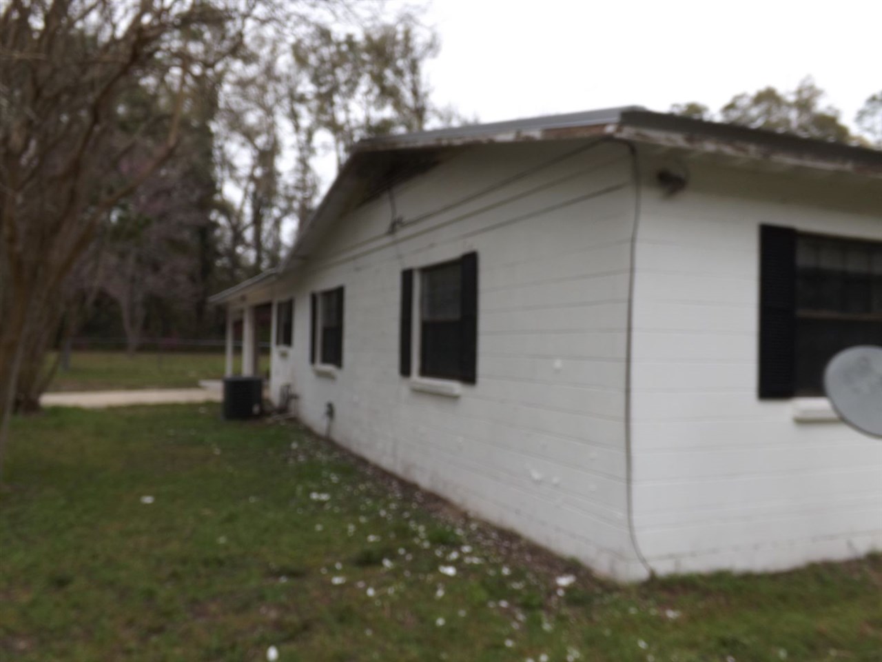 2248 Natural Bridge Road Tallahassee, FL 32305 - Photo 4 of 19