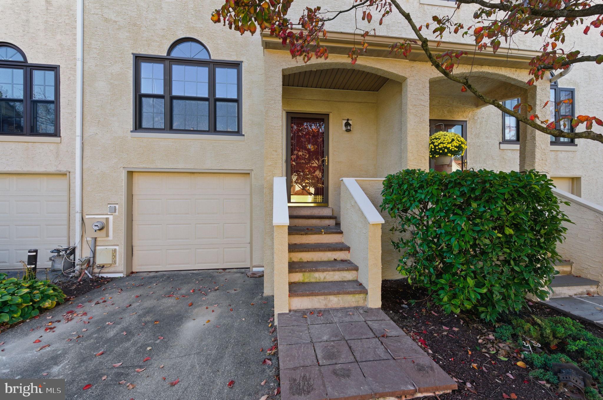 3305 Keswick Way, Unit 3305D Newtown Square, PA 19073 - Photo 4 of 38 front view of a house