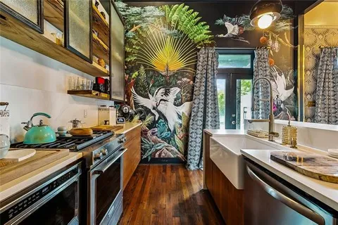$725,000 | 3228 Annunciation Street, New Orleans, LA 70115