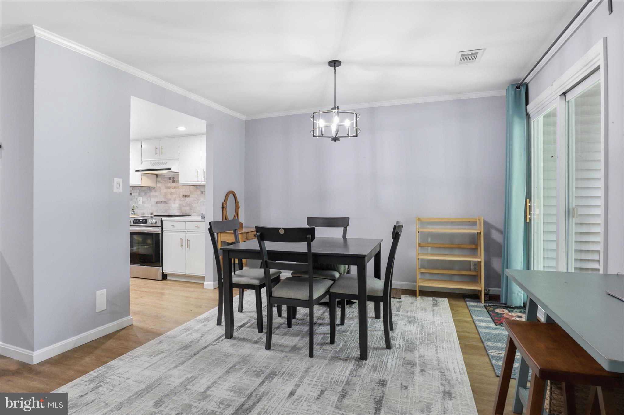 12918 Grays Pointe Road Fairfax, VA 22033 - Photo 9 of 26