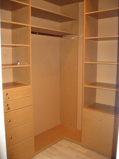 2106 East Victor Road Gilbert, AZ 85296 - Photo 9 of 22 classy closets in master