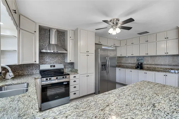 $545,000 | 1200 Lake Harney Road, Geneva, FL 32732