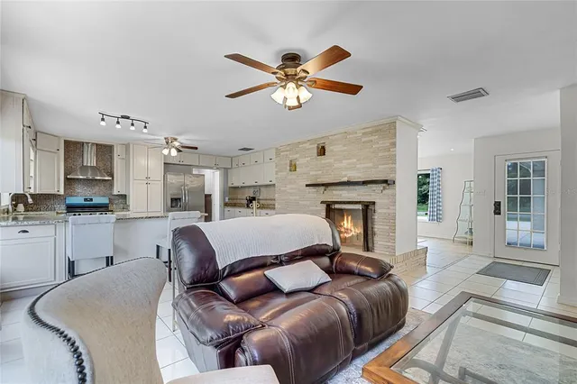 $604,999 | 1200 Lake Harney Road, Geneva, FL 32732