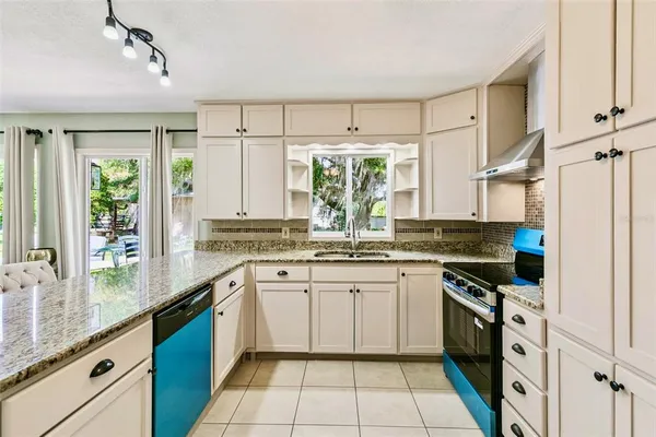 $545,000 | 1200 Lake Harney Road, Geneva, FL 32732