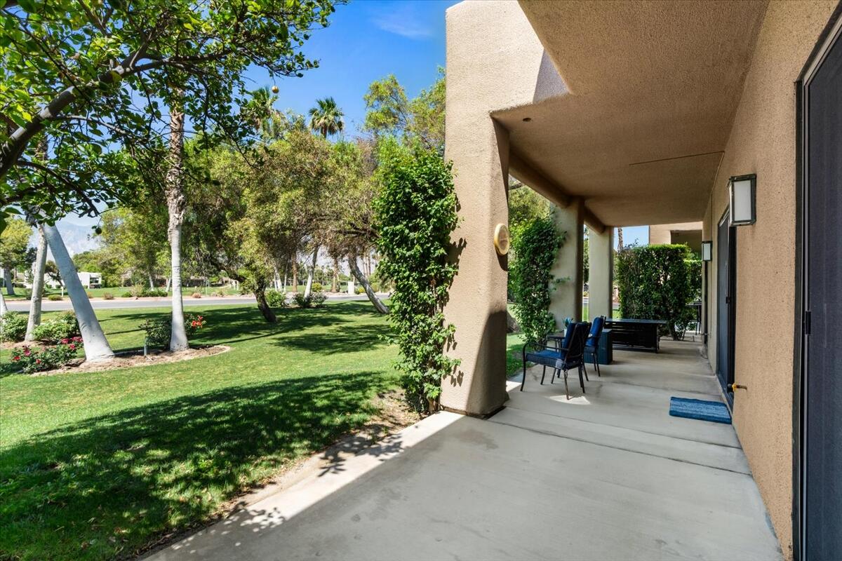 67527 North Portales Drive Cathedral City, CA 92234 - Photo 27 of 47 a garden view with a seating space